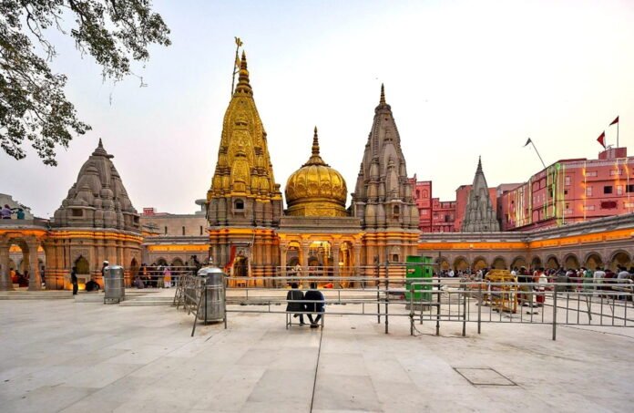 Famous Places to Visit in Varanasi